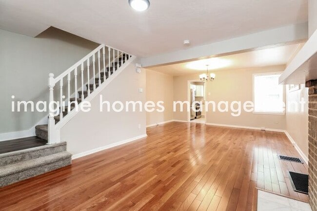 Building Photo - Lovely 3 Bed 2 Bath Home in Morningside!