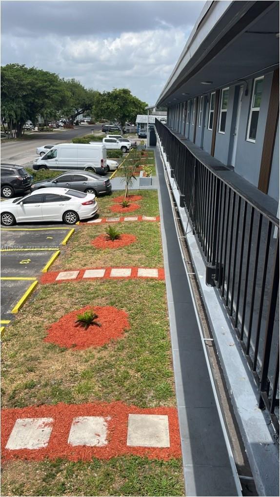 Foto del edificio - 6051 Arthur St