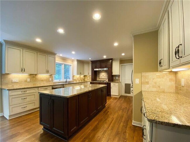 Building Photo - 80 Mountain Creek Trce NW
