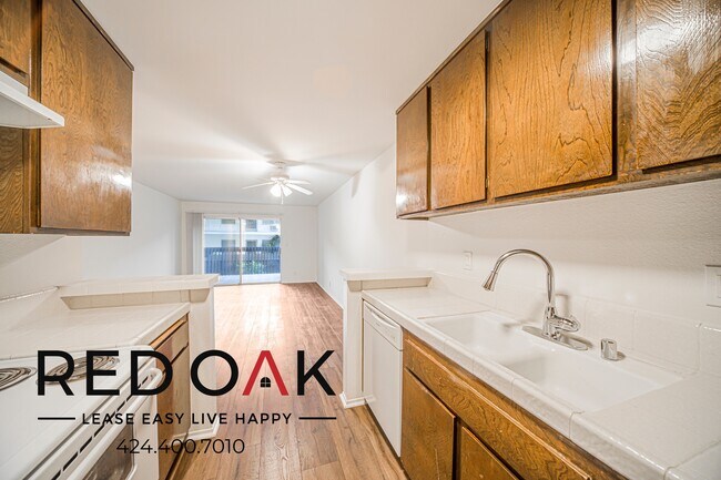 Foto del edificio - 215 S Madison Ave