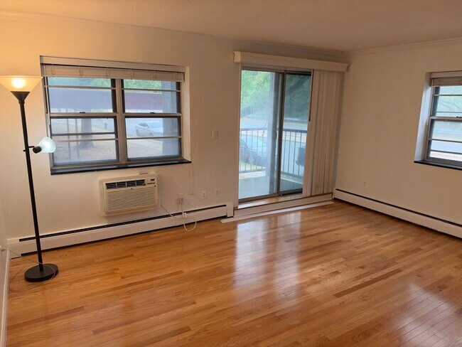 Foto del edificio - 4925 Washington St