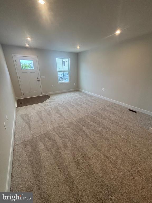 Foto del edificio - 4347 Southerby Dr