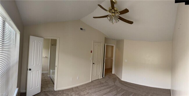 Foto del edificio - 929 Wyden Dr