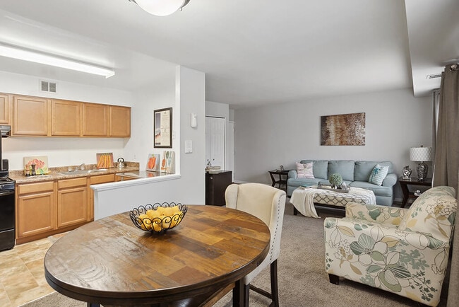 Foto del edificio - The Villages at Marley Station Apartments