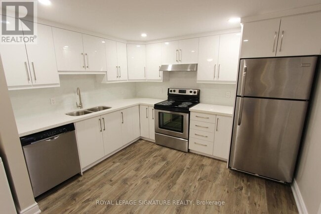 Building Photo - 100 Bonham Blvd