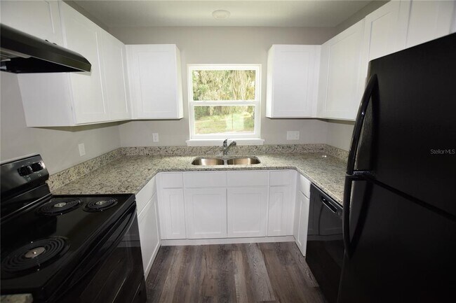 Foto del edificio - 220 Danvers St