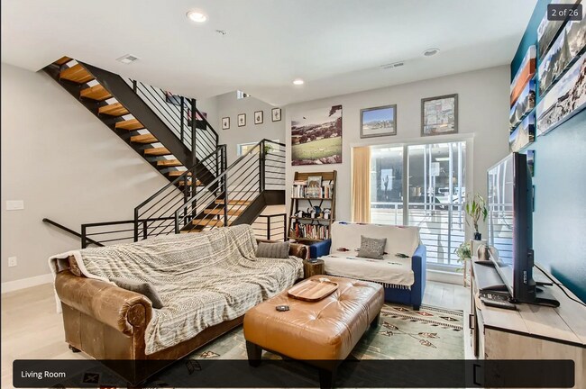 Building Photo - 3360 W 38th Ave