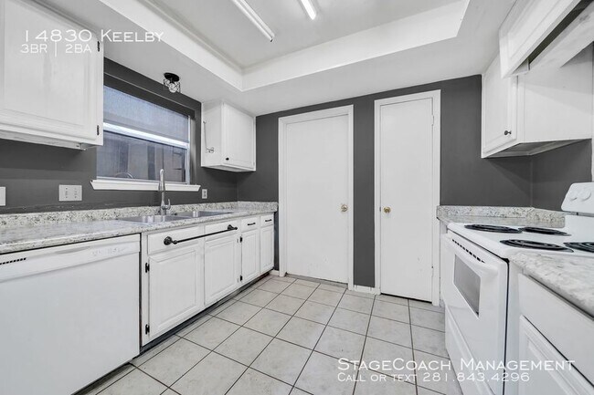 Foto del edificio - 14830 Keelby-