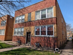 Building Photo - 9138 Keating Ave
