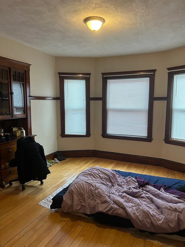 Foto del edificio - 61 Frederick Ave