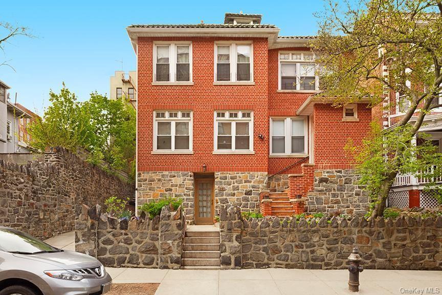 Primary Photo - 2969 Perry Ave