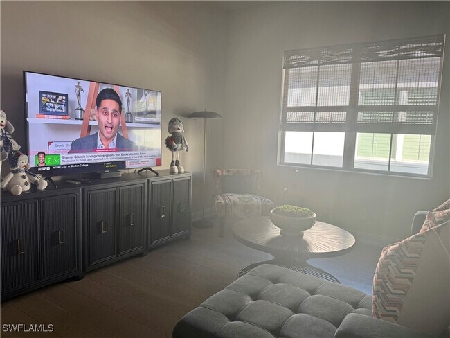 Building Photo - 9179 Cayman Dr