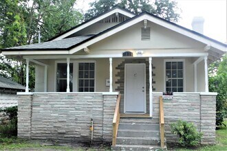 Building Photo - 1316 McConihe St