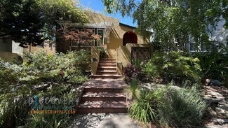 Building Photo - 2337 Oregon St