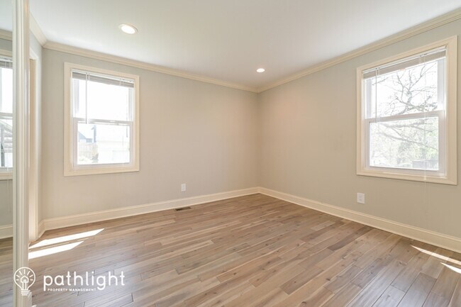 Foto del edificio - 1649 Summit Ave, Willow Grove, PA, 19090
