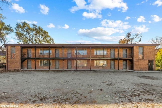 Foto del edificio - 7617 S Colfax Ave