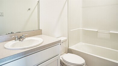 Building Photo - 3358 Avary River Ln