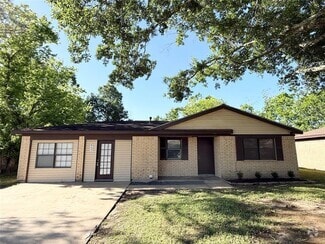Building Photo - 617 W Mimosa St