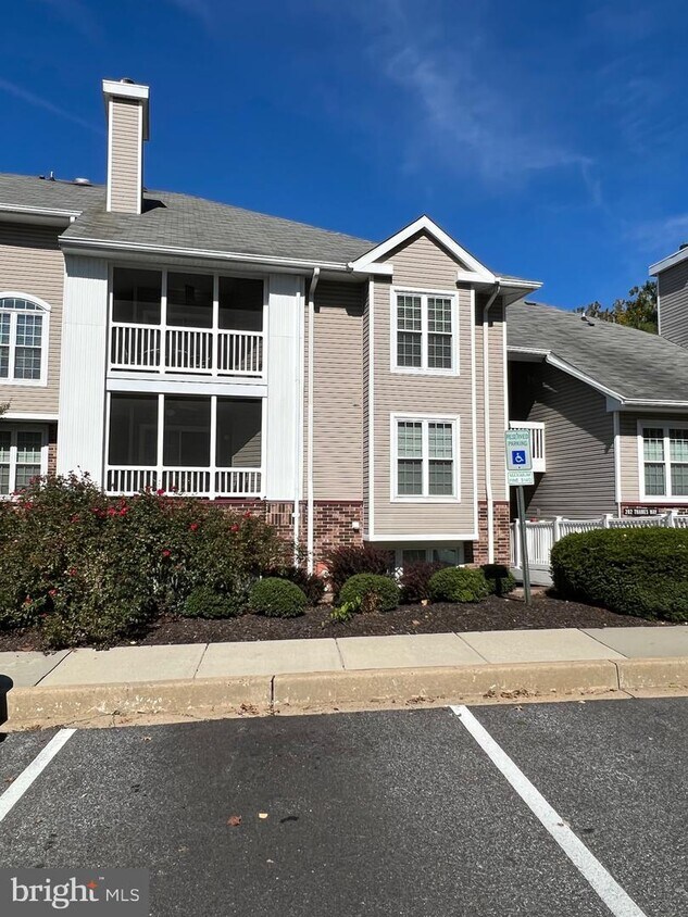 202 Thames Way Unit I, Bel Air, MD 21014 Room for Rent in Bel Air, MD