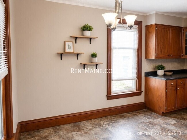 Building Photo - 800 State St