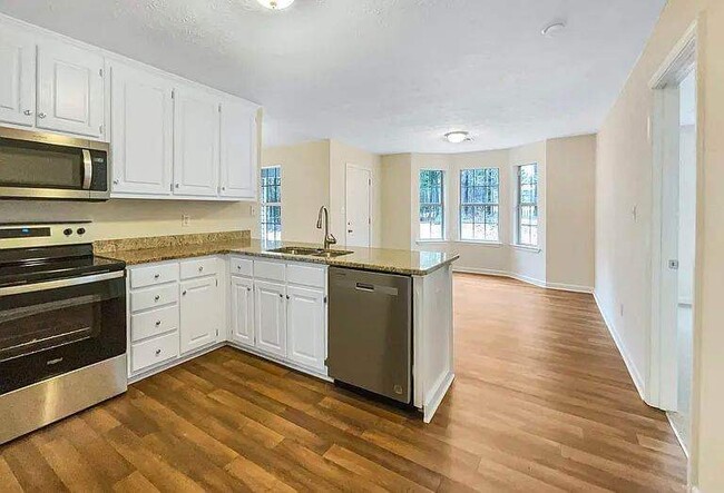 Building Photo - 117 Kimbell Farm Dr
