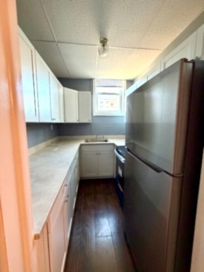 Foto del edificio - 8 St John St