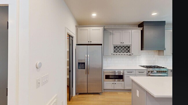 Foto del edificio - 617 W Worthington Ave