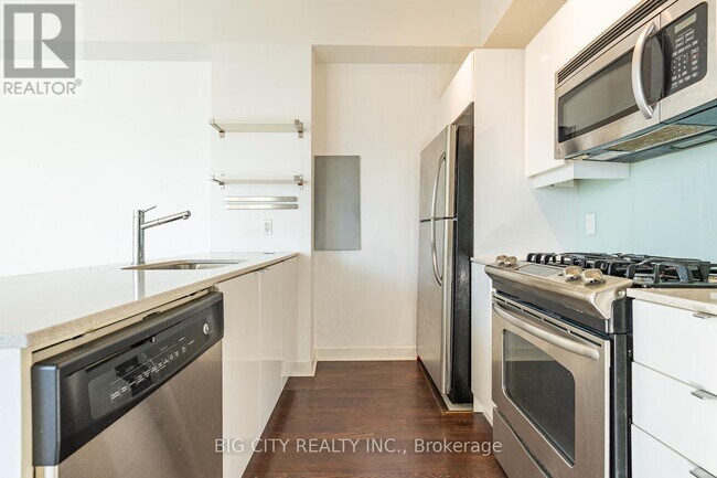 Photo du bâtiment - 127 Queen St E