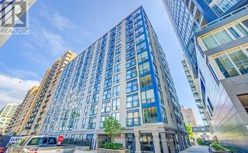 Building Photo - 75-475 Dalhousie St