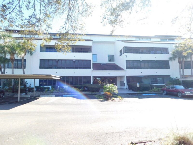 Foto principal - 2581 Countryside Blvd