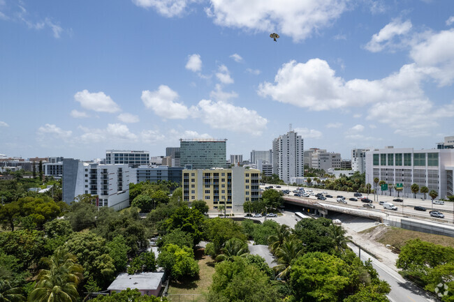 Aerial Photo - Highland Park Lofts