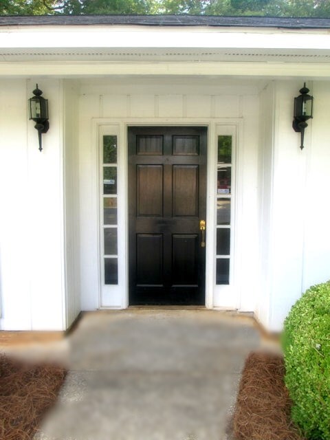 Building Photo - 2601 Colonial Dr