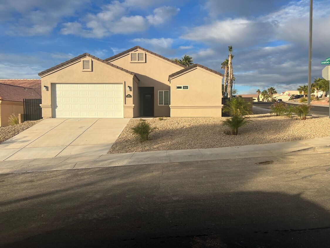 Brand New Home in El Camino Village House Rental in Bullhead City, AZ