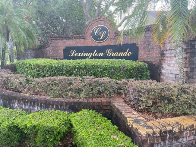 Foto del edificio - 3 Bedroom 2 bath Home in Cypress Lakes