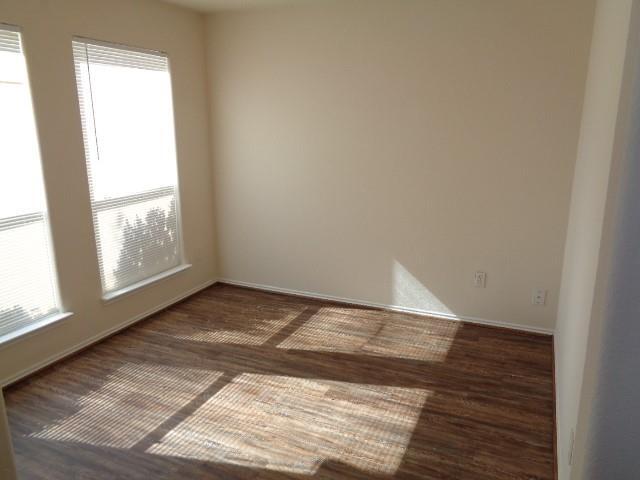 Building Photo - 8726 Sunset Pond Dr