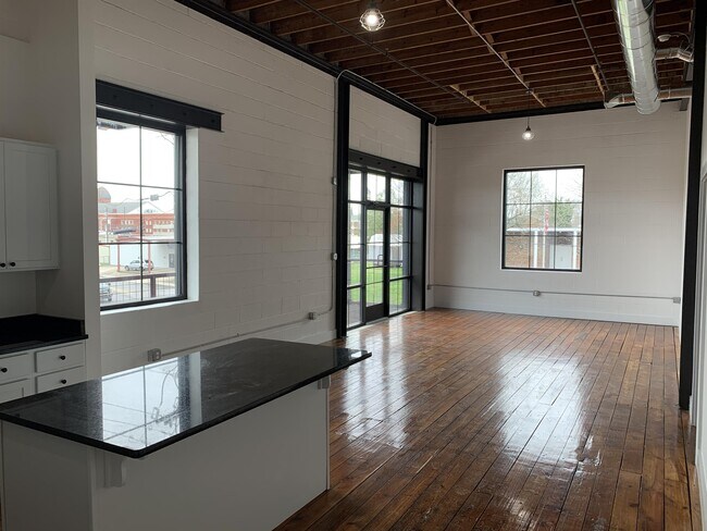 Foto del edificio - 240 1st St NE