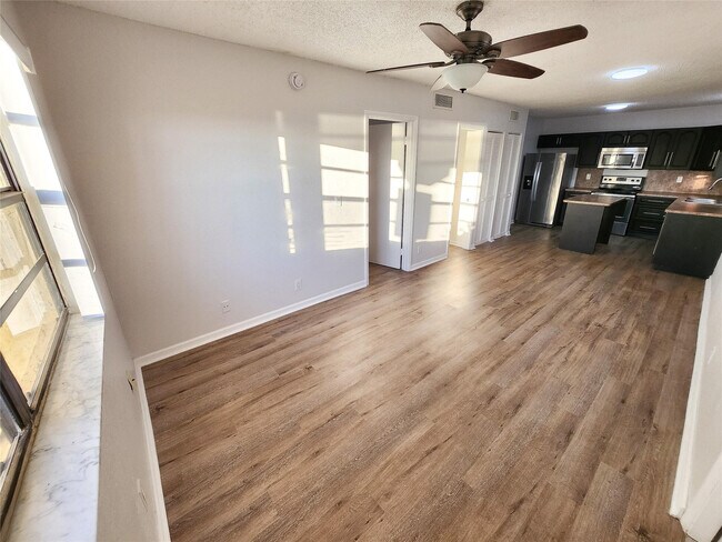 Foto del edificio - 513 S Ocean Dr