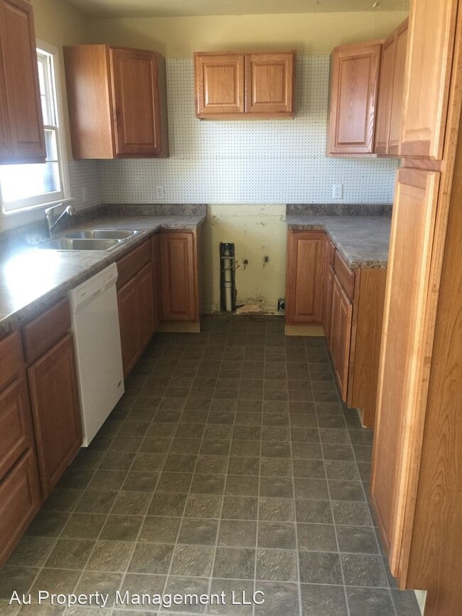 Building Photo - 3 br, 1 bath House - 1315 Bell