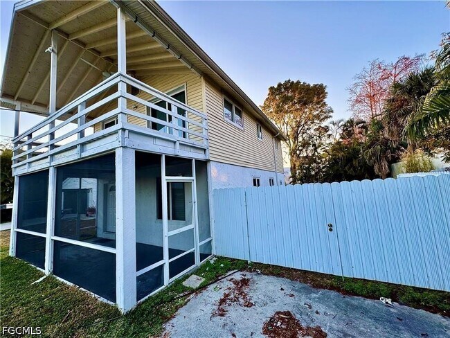 Foto del edificio - 7123 Shannon Blvd