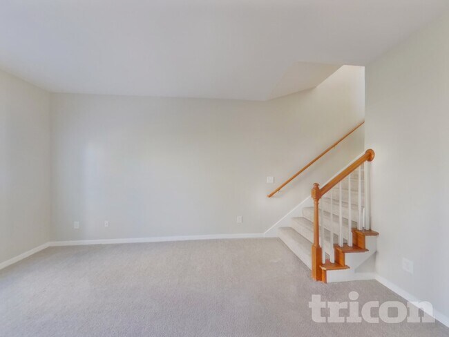 Foto del edificio - 2013 Fiona Way