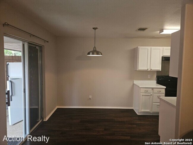 Building Photo - 3 br, 2.5 bath House - 7727 Rustic Park