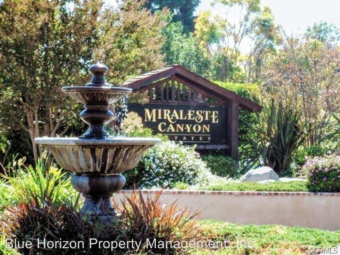 318 Miraleste Dr Unit 143, Los Angeles, CA 90732 Room for Rent in Los