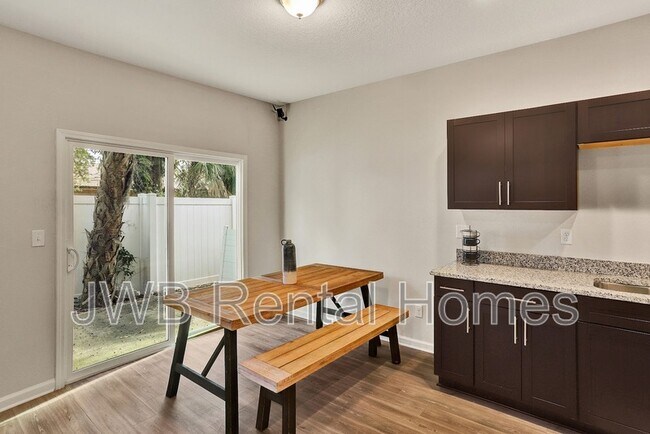 Photo - 6037 Carolines Ct Townhome