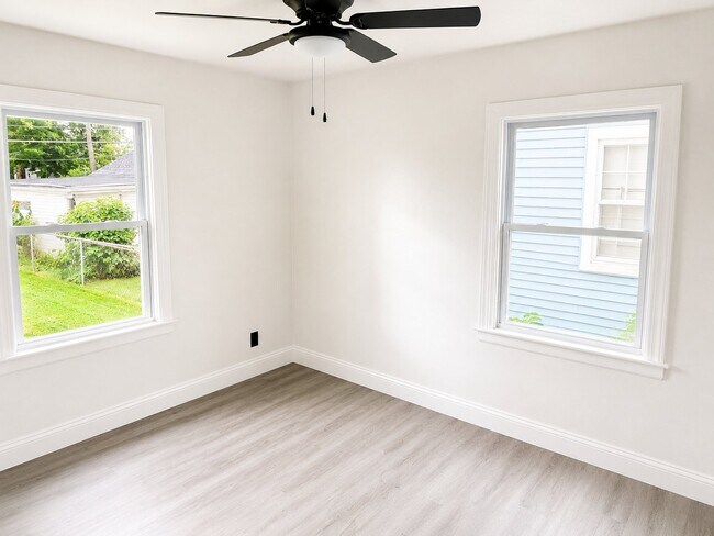 Foto del edificio - 504 N Upland Ave