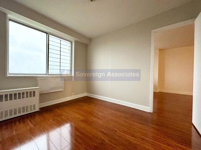 Foto del edificio - 40 E Sidney Ave