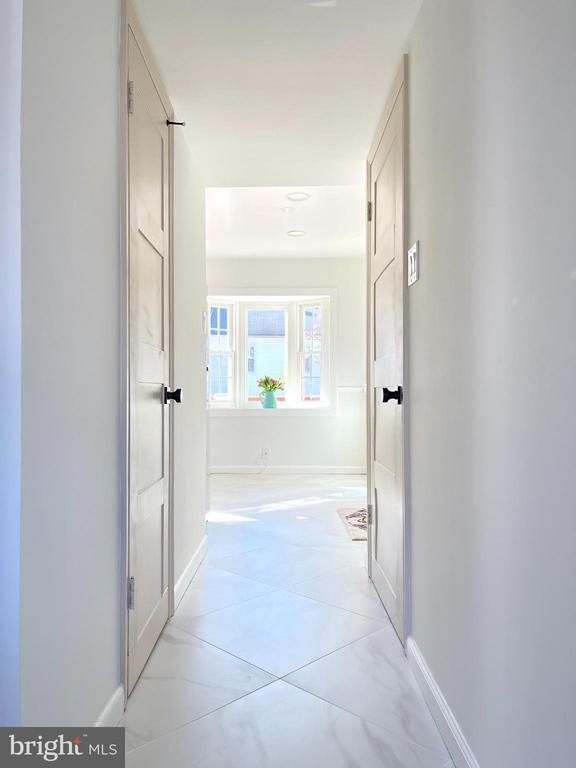 Foto del edificio - 27 Chantilly Ct