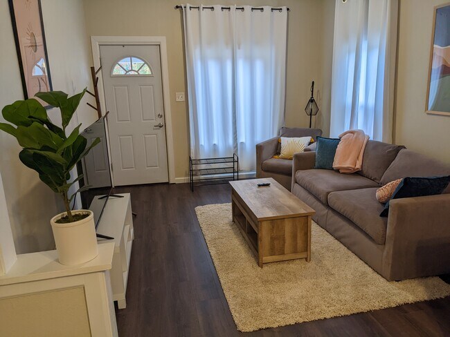 Foto del edificio - 4116 S Thompson Ave