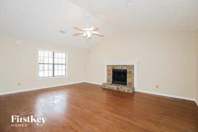 Building Photo - 931 Forest Park Ln