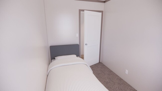 Building Photo - 23424 Winifred Ave