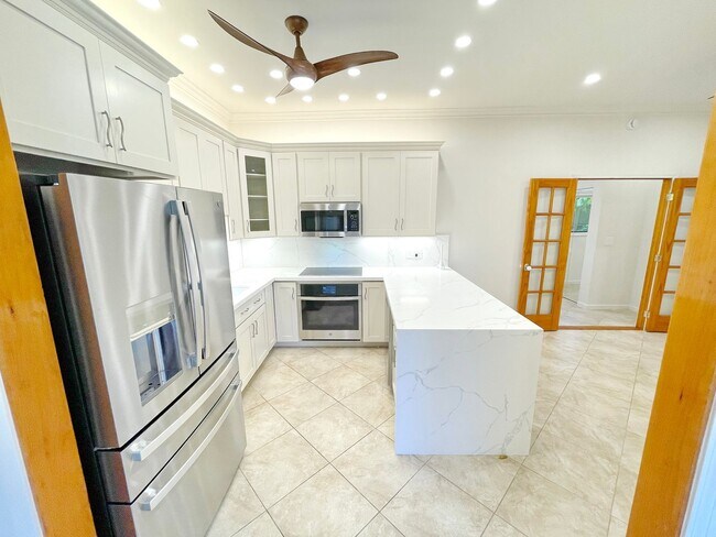 Foto del edificio - OHANA CLOSE TO THE BEACH!